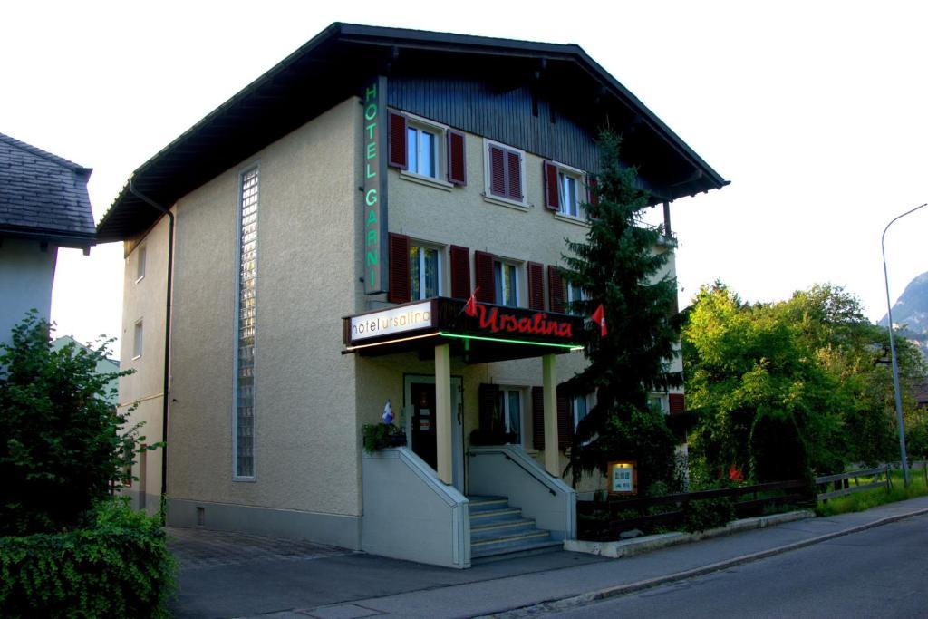 Hotel Garni Ursalina บัดรากัซ ภายนอก รูปภาพ