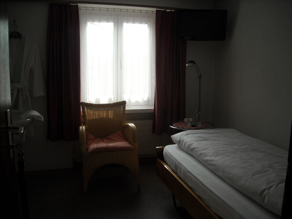 Hotel Garni Ursalina บัดรากัซ ภายนอก รูปภาพ