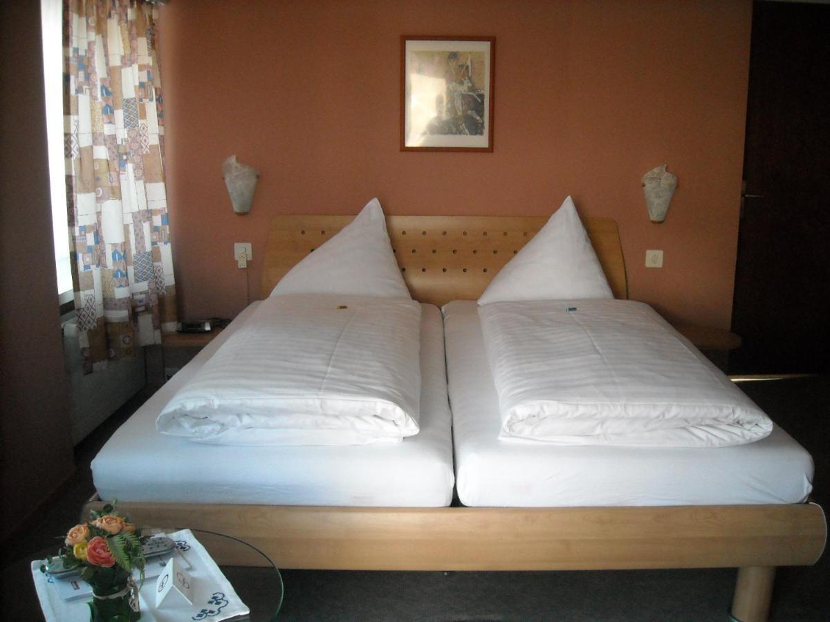 Hotel Garni Ursalina บัดรากัซ ภายนอก รูปภาพ